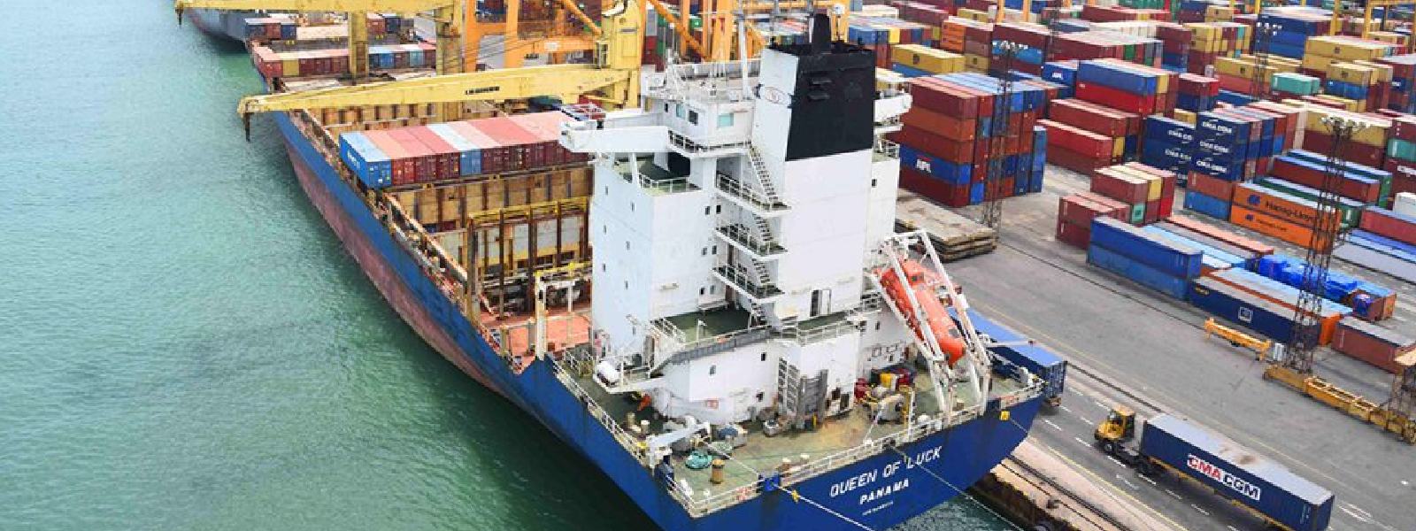 3 fuel ships anchored near Colombo due to no pay